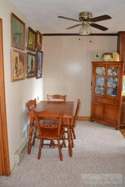 Image number 21 for the current listing