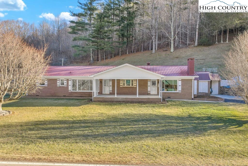 Image number 1 for the current listing
