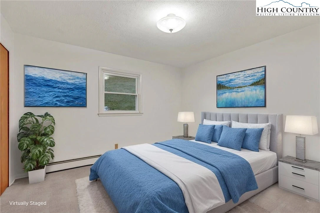 Image number 2 for the current listing