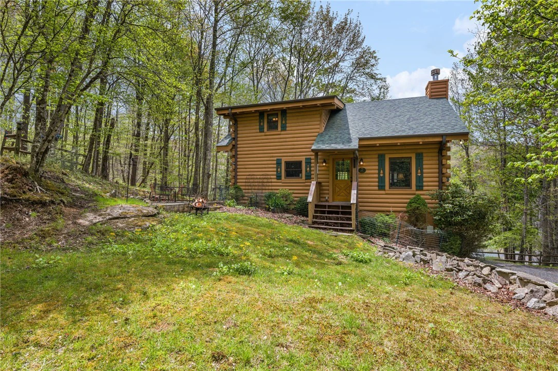 Image number 2 for the current listing