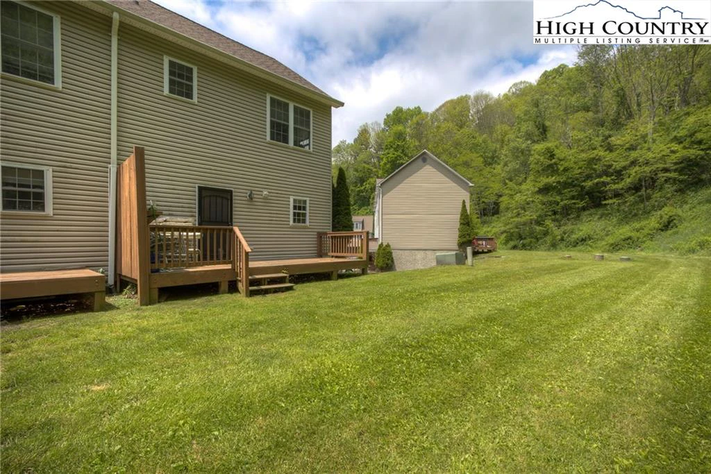 Image number 7 for the current listing