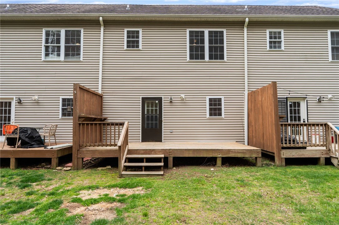 Image number 2 for the current listing