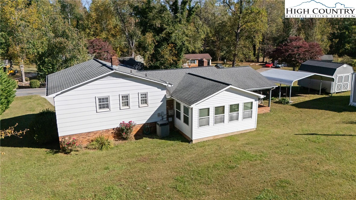 Image number 12 for the current listing