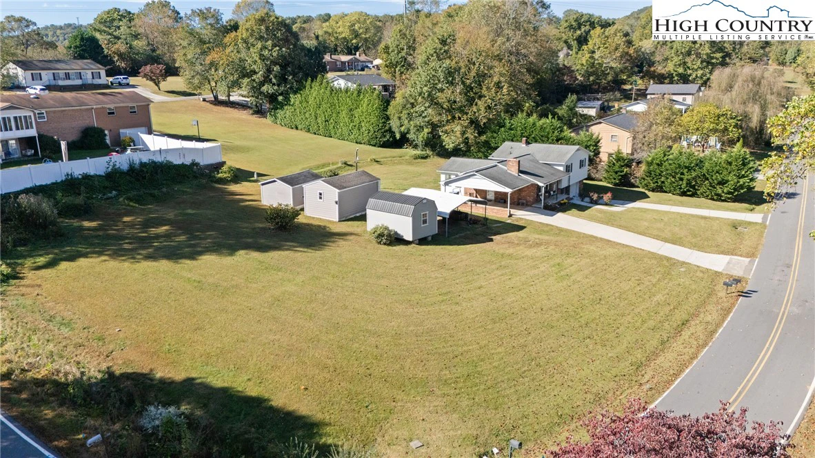 Image number 19 for the current listing