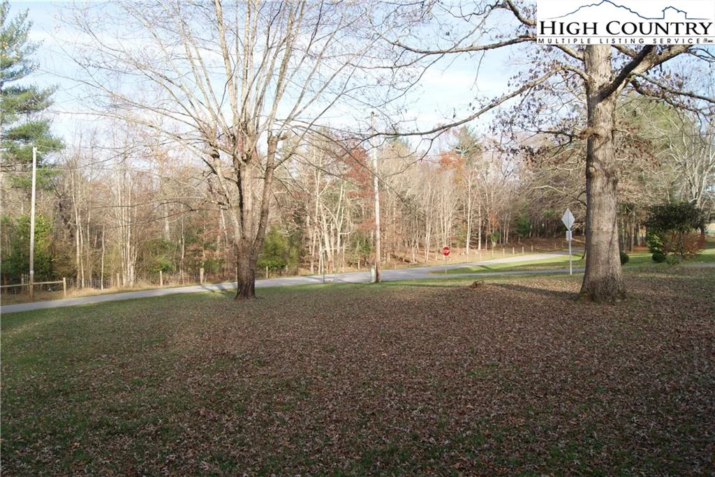 Image number 20 for the current listing