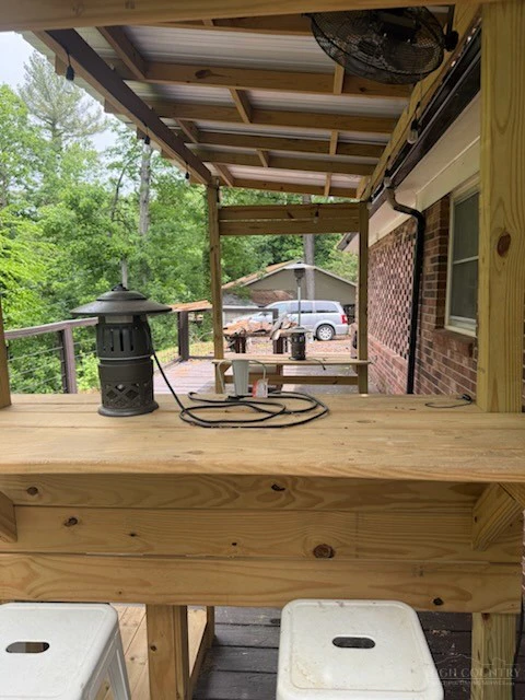 Image number 12 for the current listing