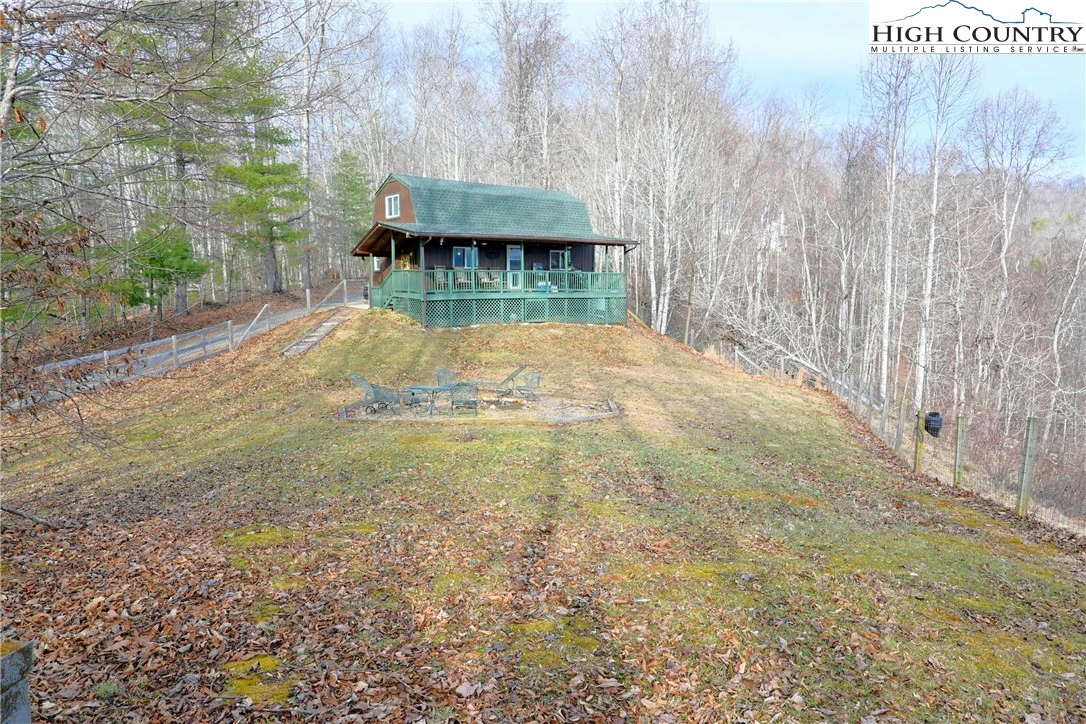 Image number 16 for the current listing