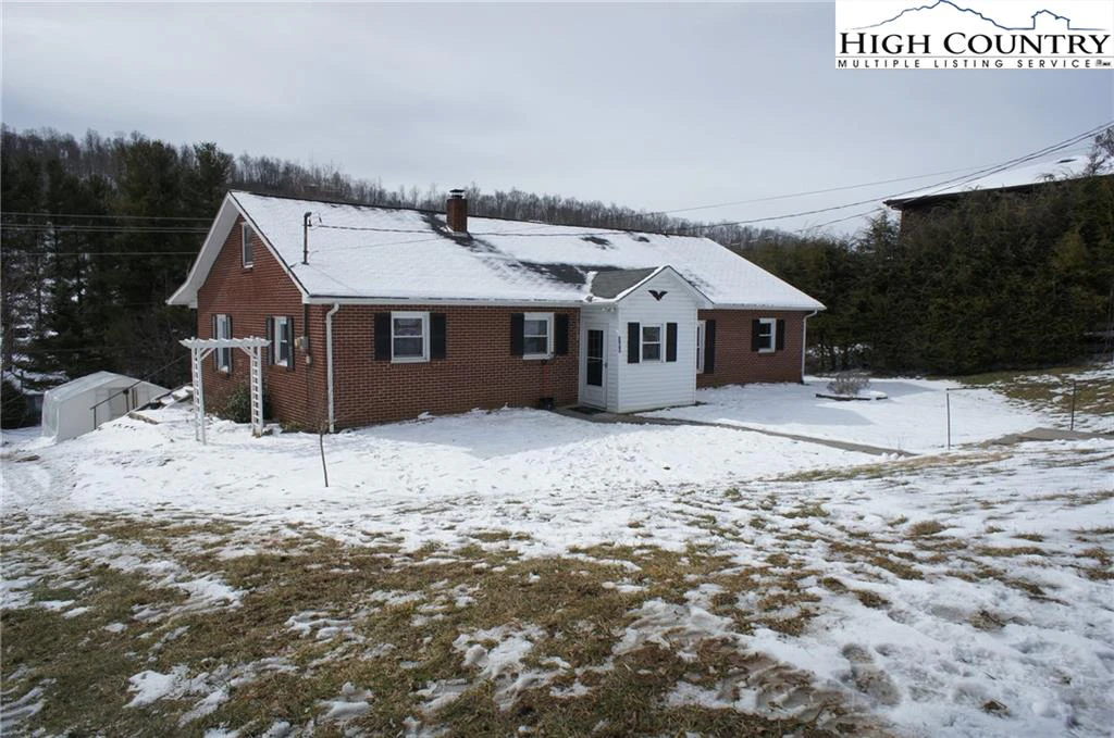 Image number 31 for the current listing