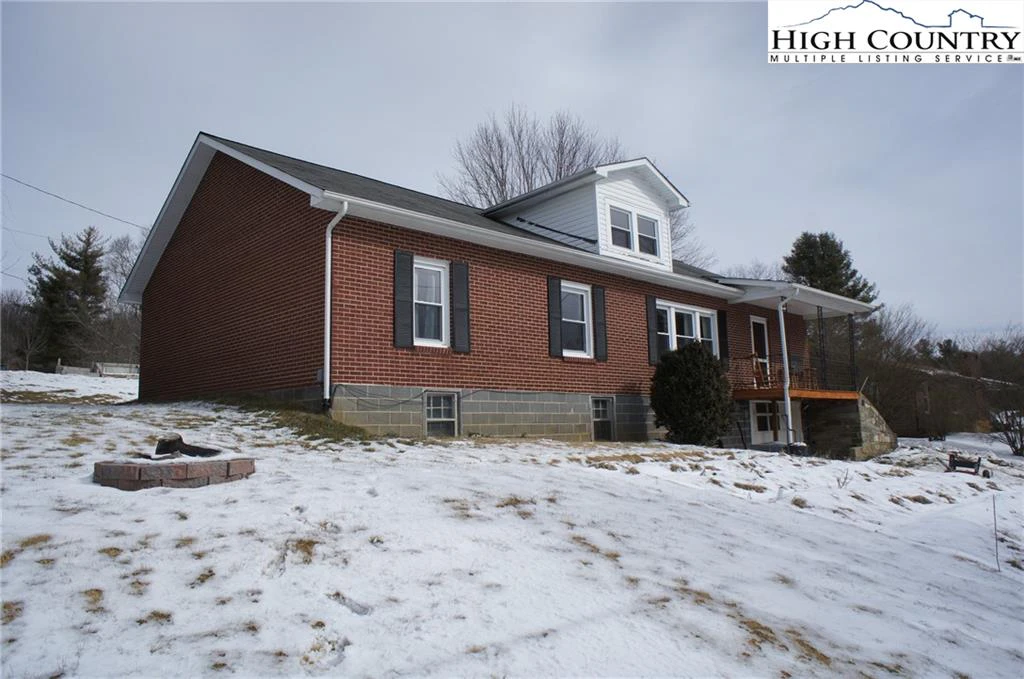 Image number 15 for the current listing