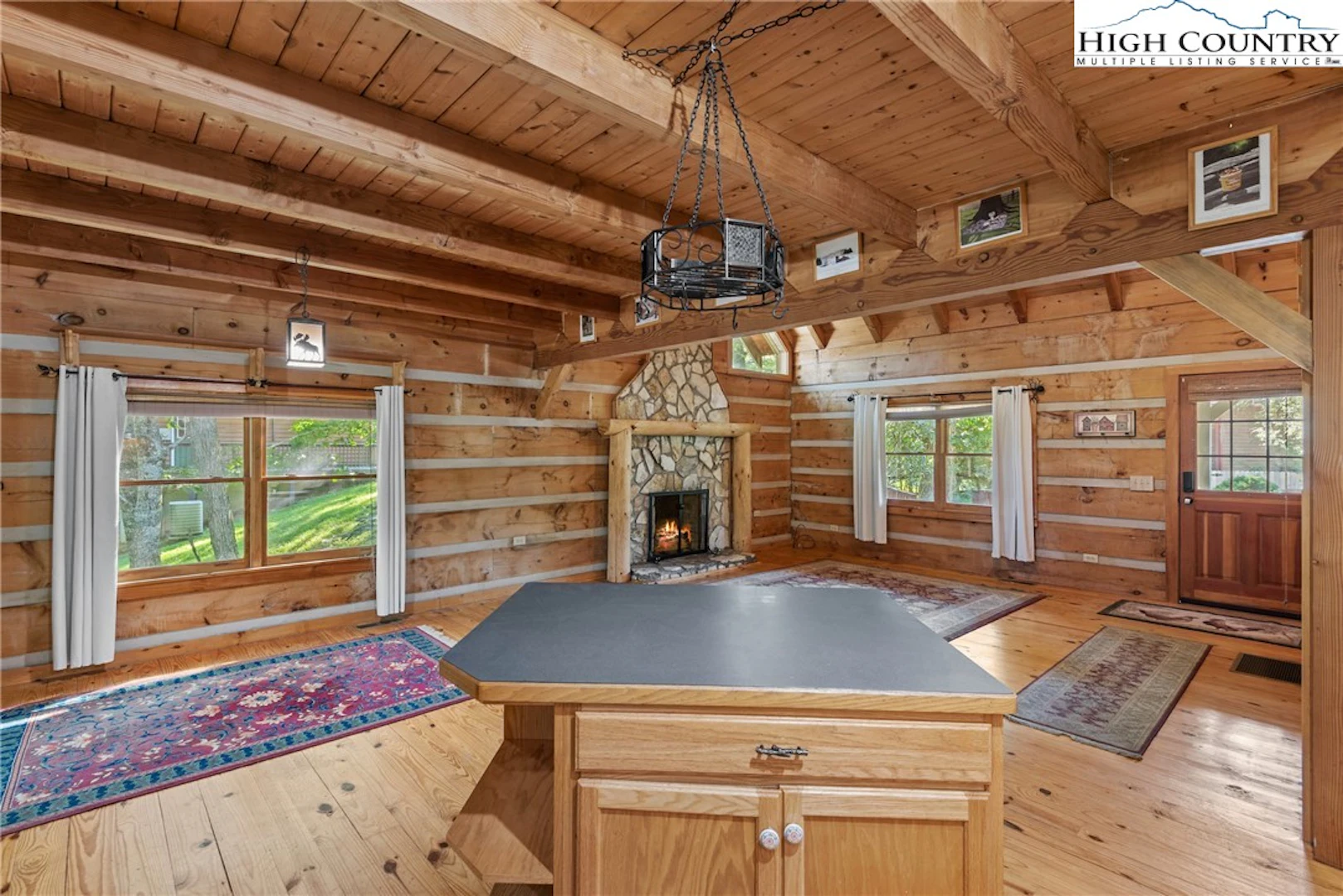 Image number 10 for the current listing