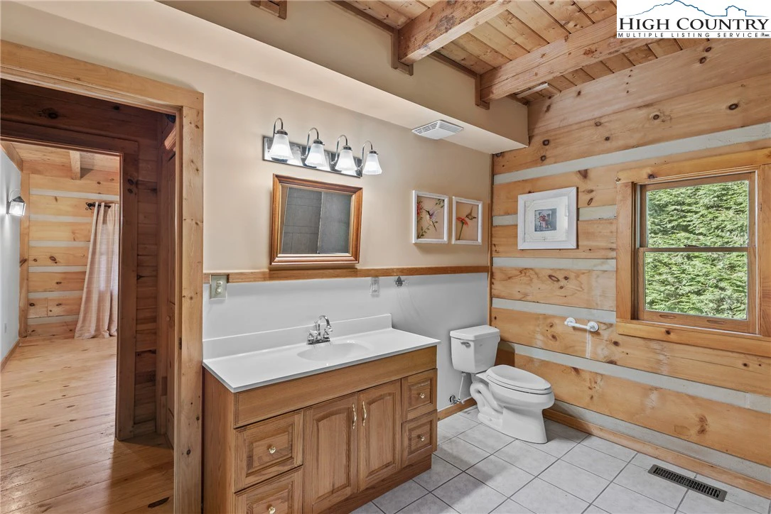 Image number 6 for the current listing