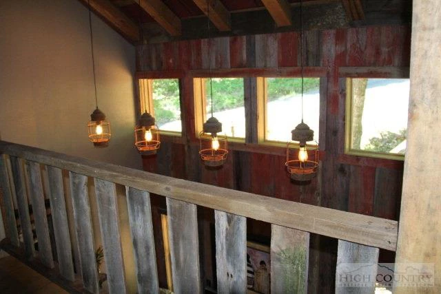Image number 18 for the current listing