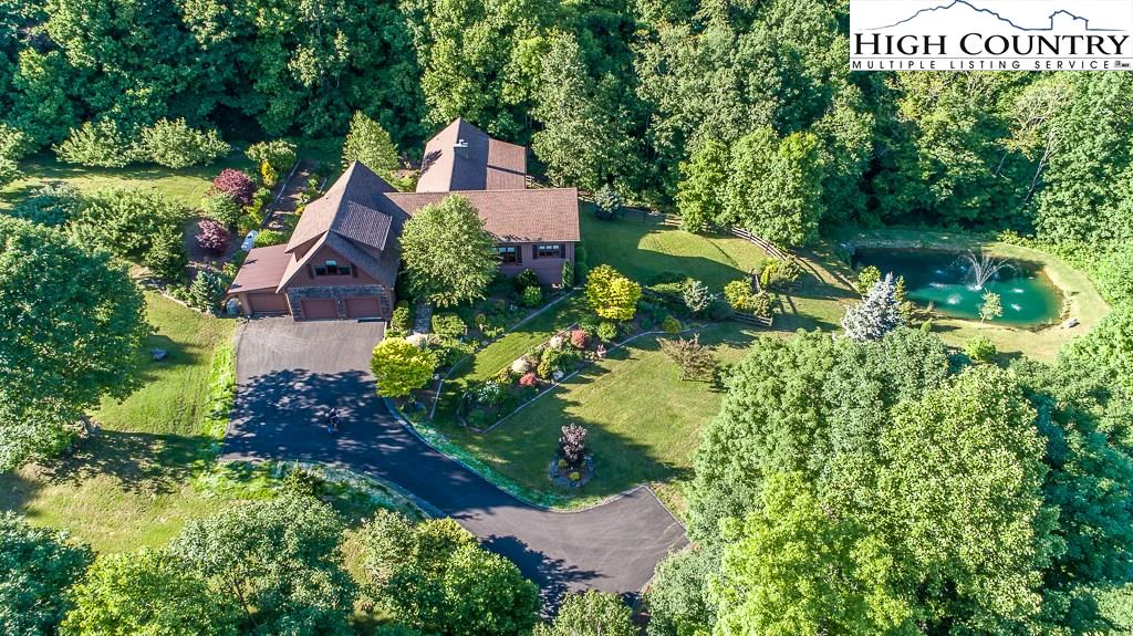 Image number 1 for the current listing
