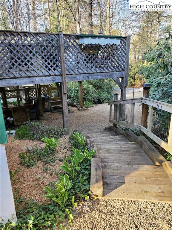 Image number 6 for the current listing