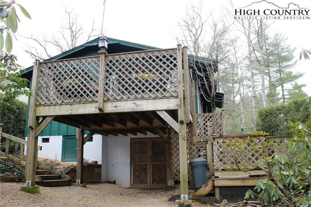 Image number 4 for the current listing