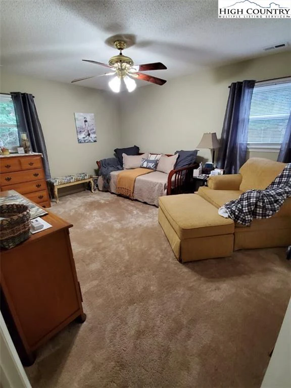 Image number 6 for the current listing