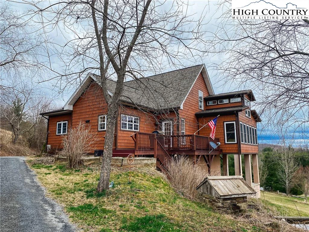 Image number 1 for the current listing