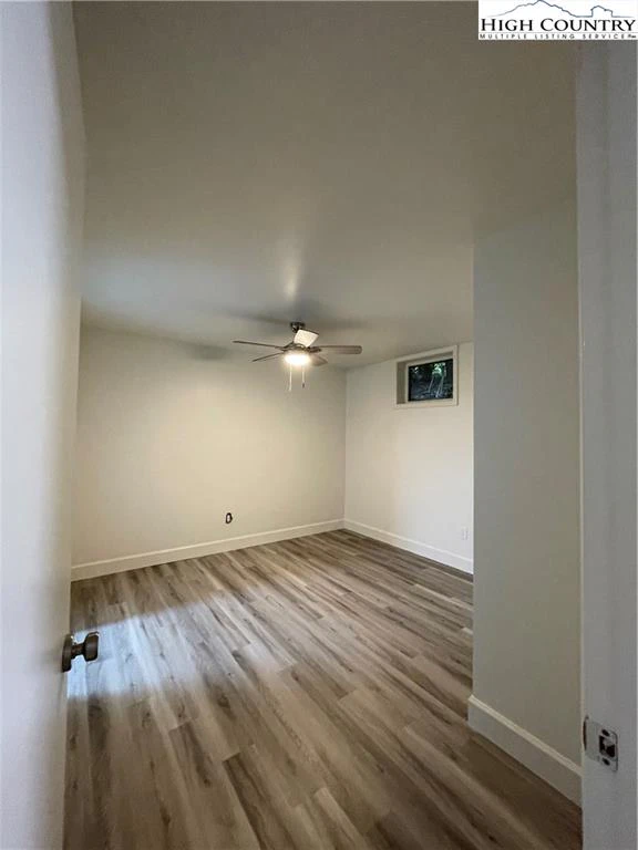 Image number 10 for the current listing