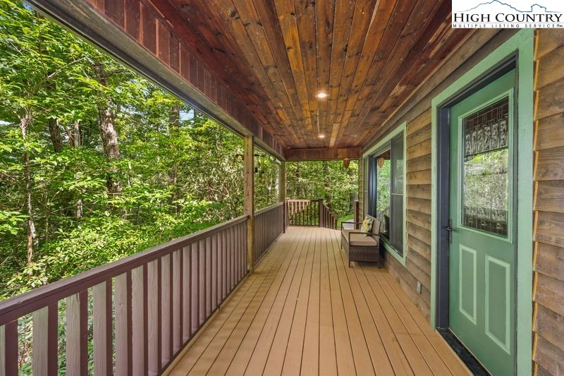 Image number 5 for the current listing