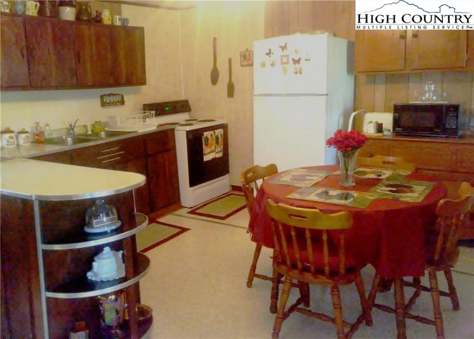 Image number 19 for the current listing