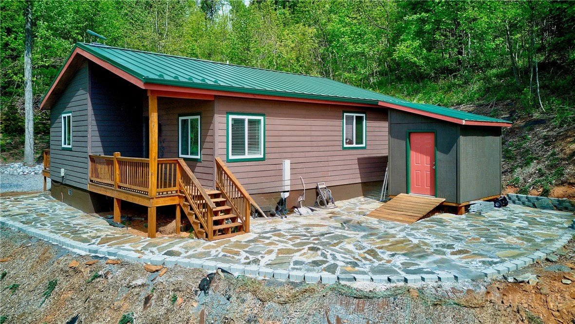 Image number 2 for the current listing