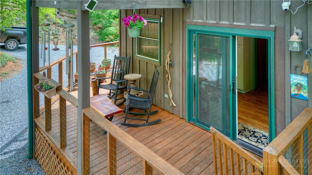 Image number 10 for the current listing