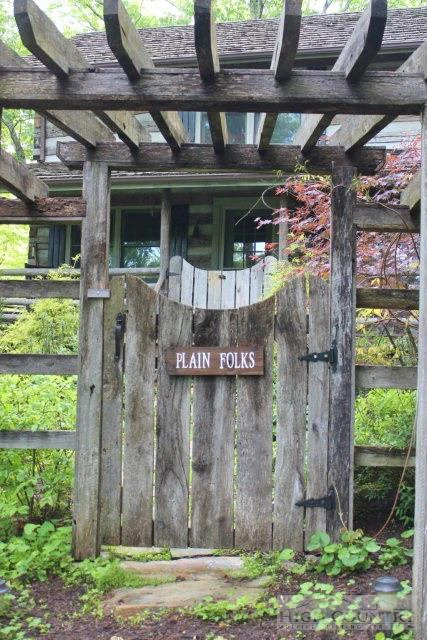 Image number 11 for the current listing
