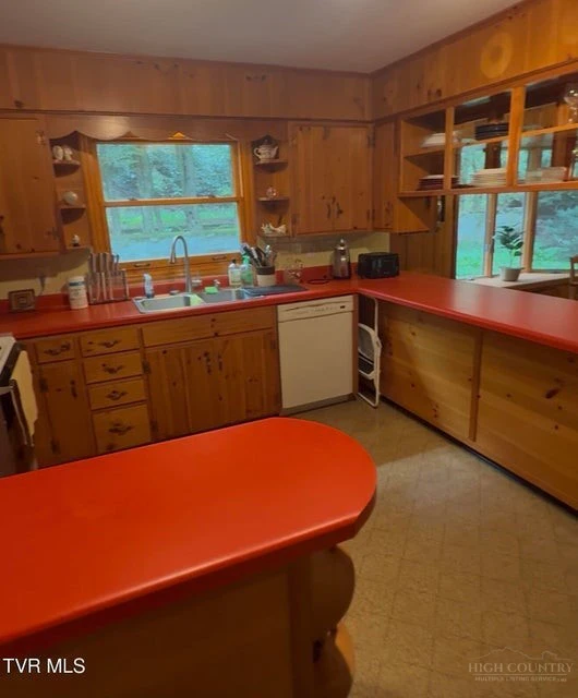 Image number 4 for the current listing