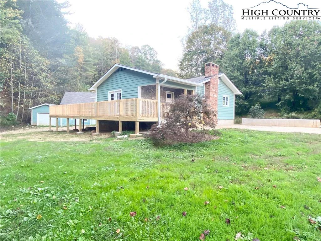 Image number 1 for the current listing