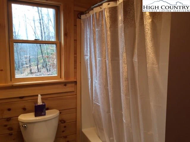 Image number 5 for the current listing
