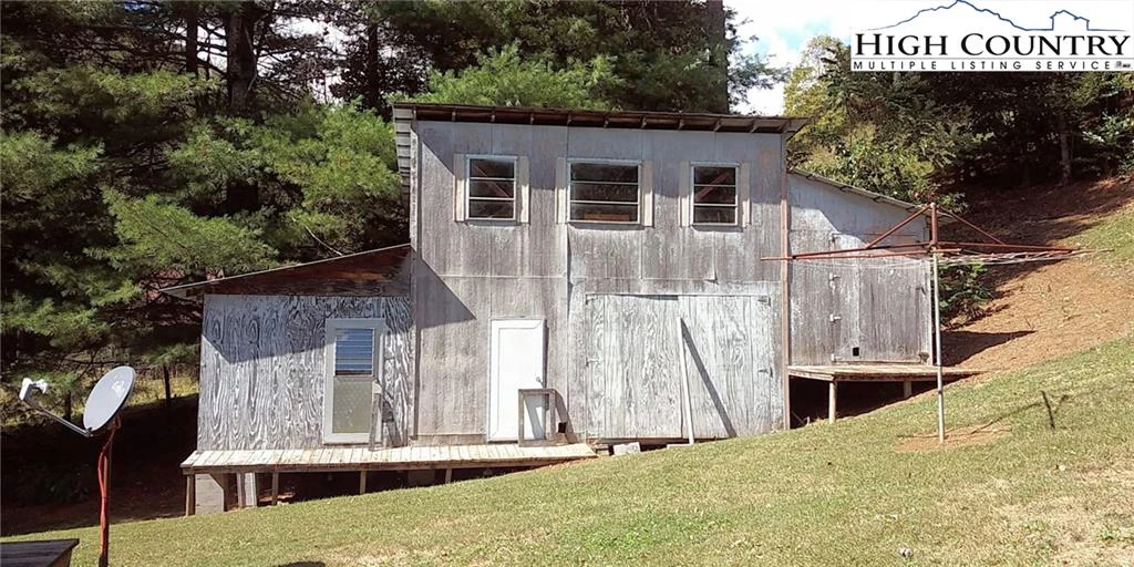 Image number 7 for the current listing