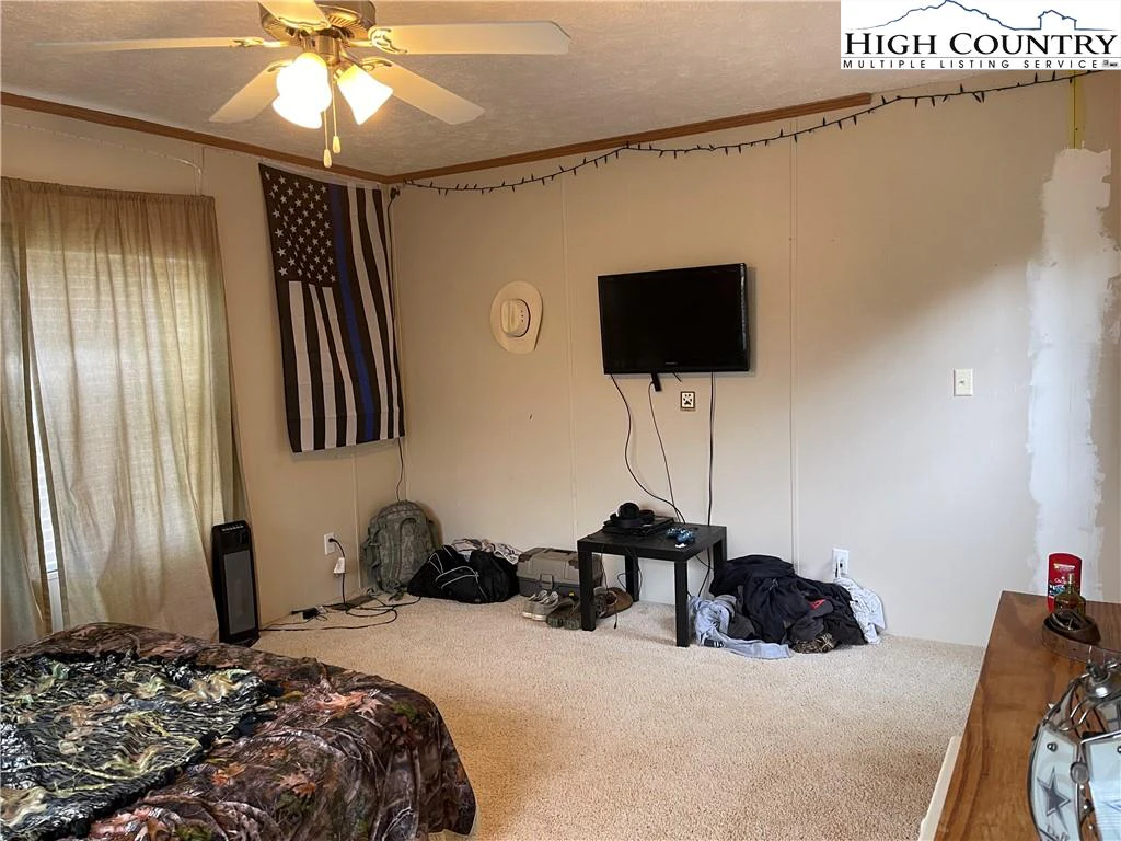 Image number 7 for the current listing