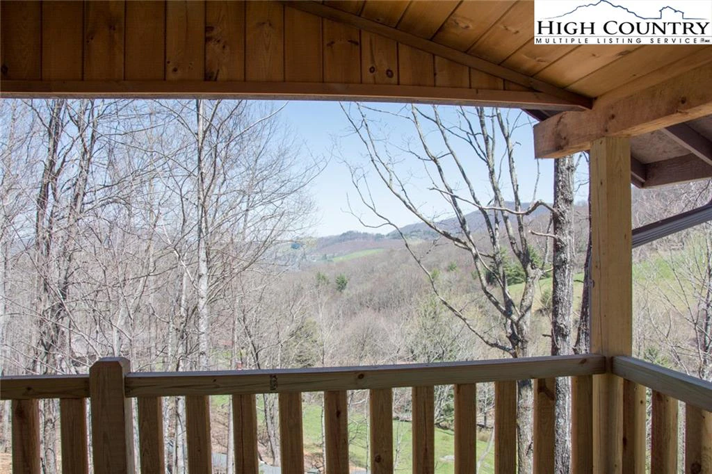 Image number 10 for the current listing
