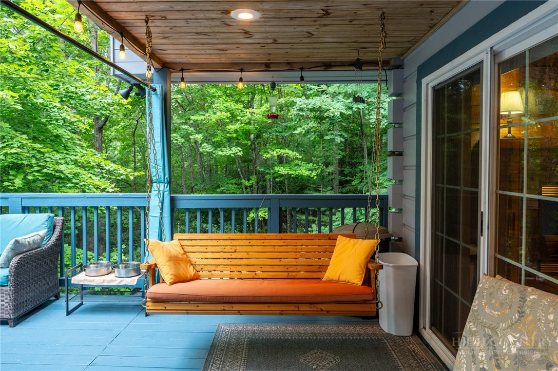 Image number 7 for the current listing