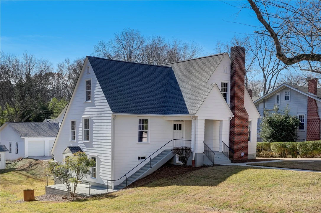 Image number 2 for the current listing