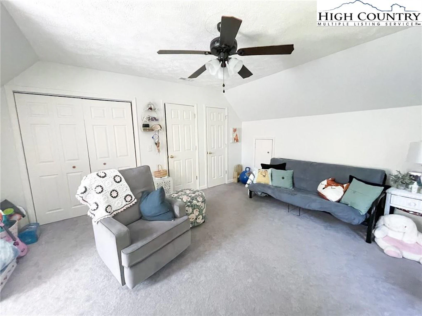 Image number 5 for the current listing
