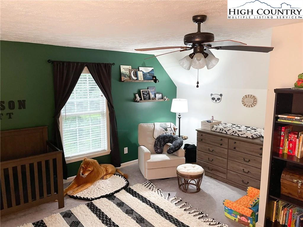 Image number 7 for the current listing