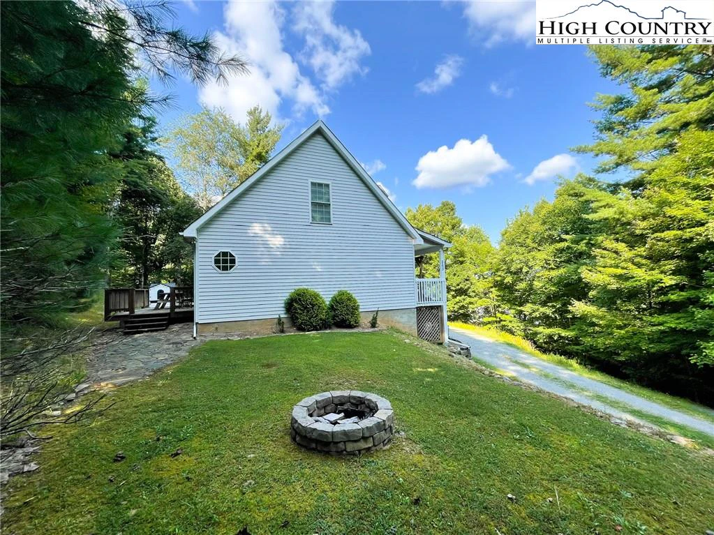 Image number 30 for the current listing