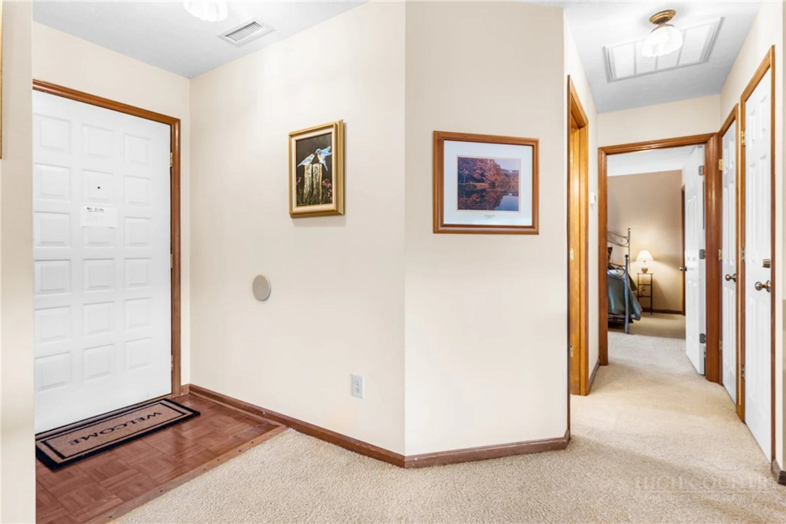Image number 14 for the current listing