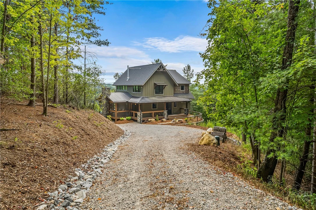 Image number 19 for the current listing