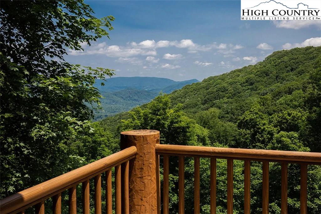 Image number 12 for the current listing