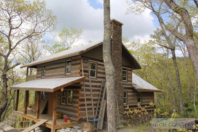 Image number 1 for the current listing