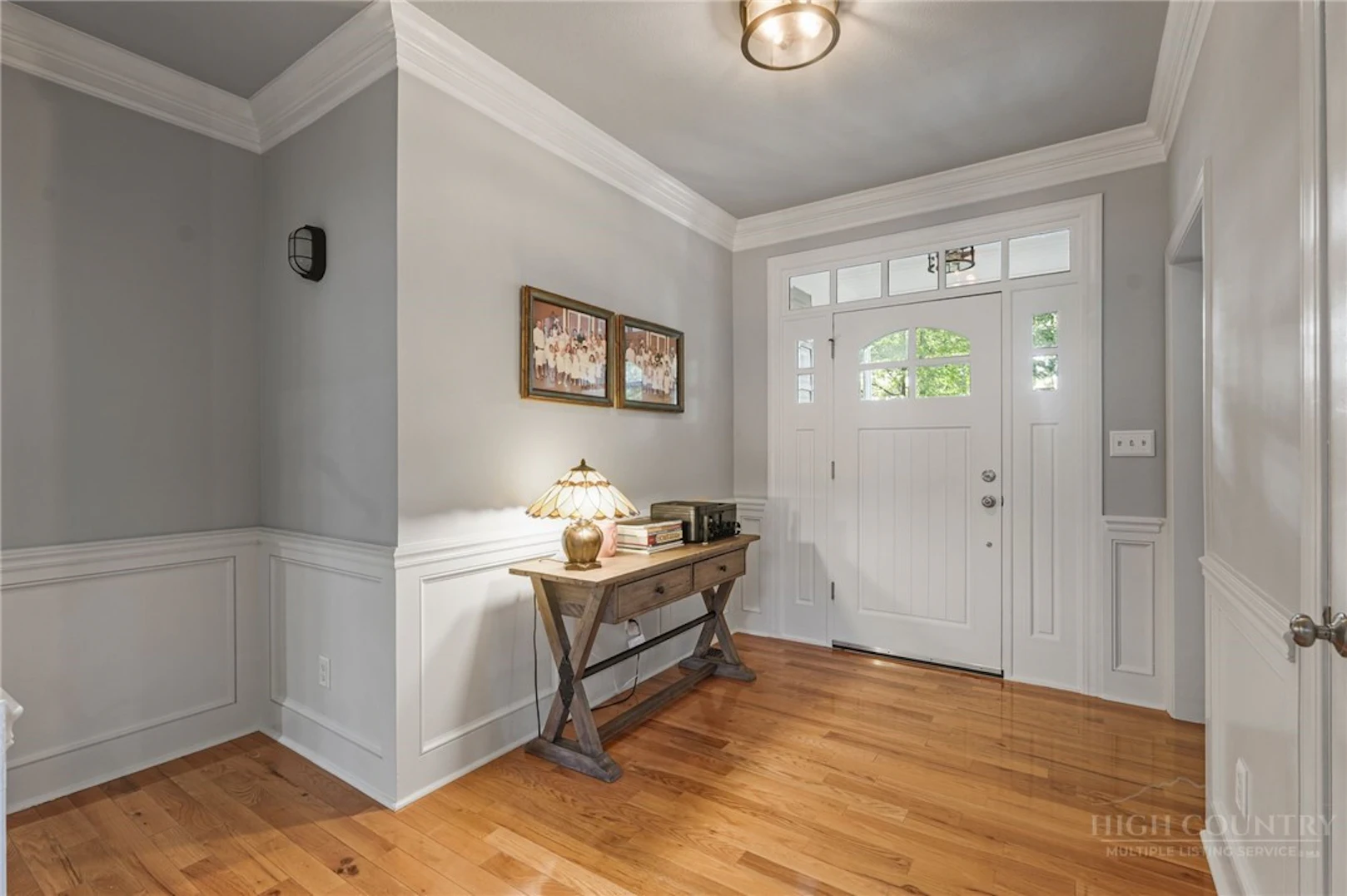 Image number 21 for the current listing