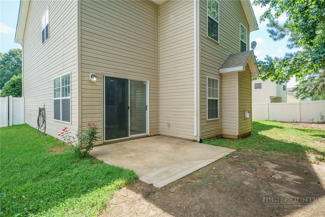 Image number 10 for the current listing