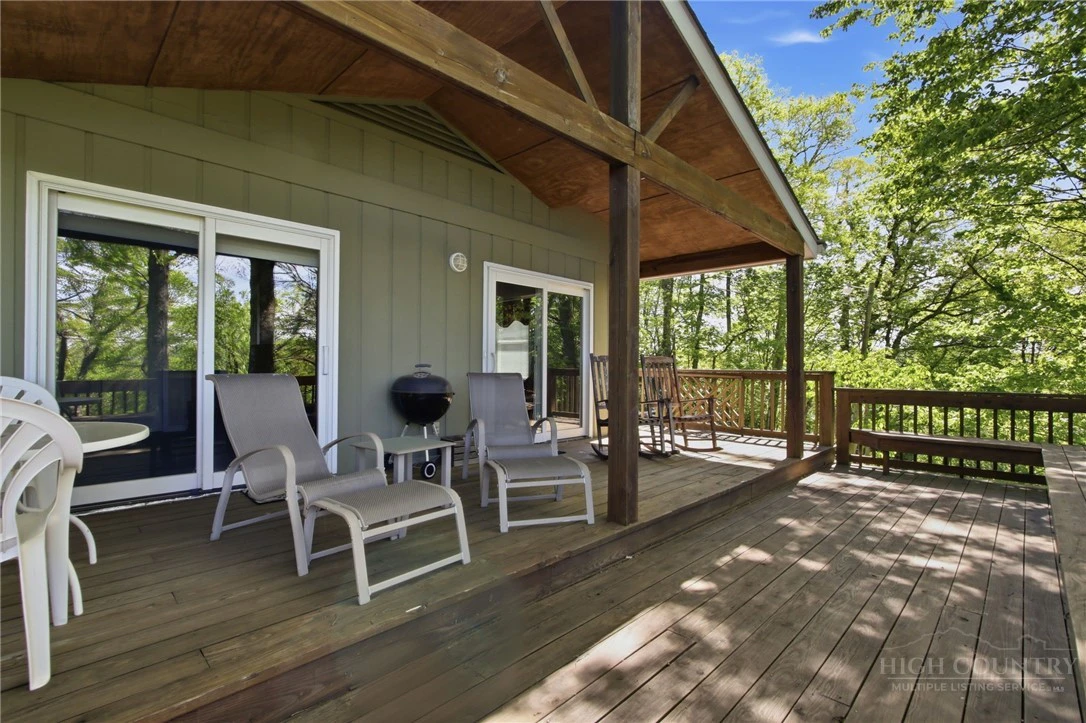 Image number 12 for the current listing