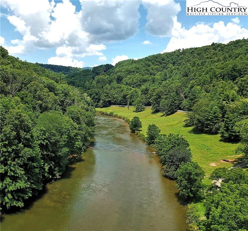 Image number 1 for the current listing