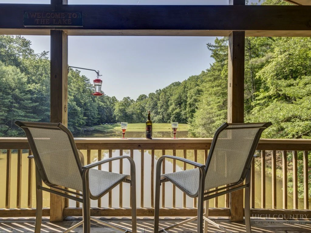 Image number 5 for the current listing