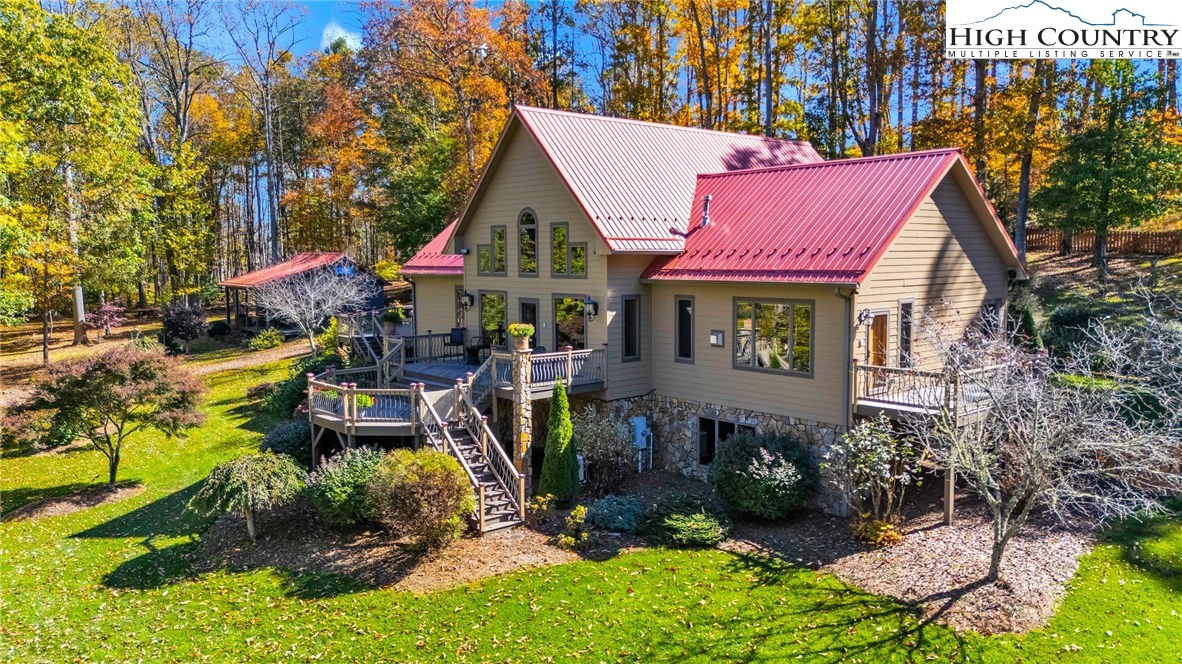 Image number 1 for the current listing