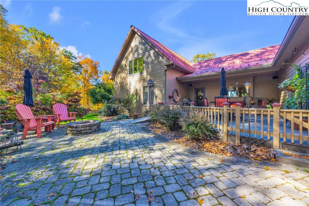 Image number 11 for the current listing