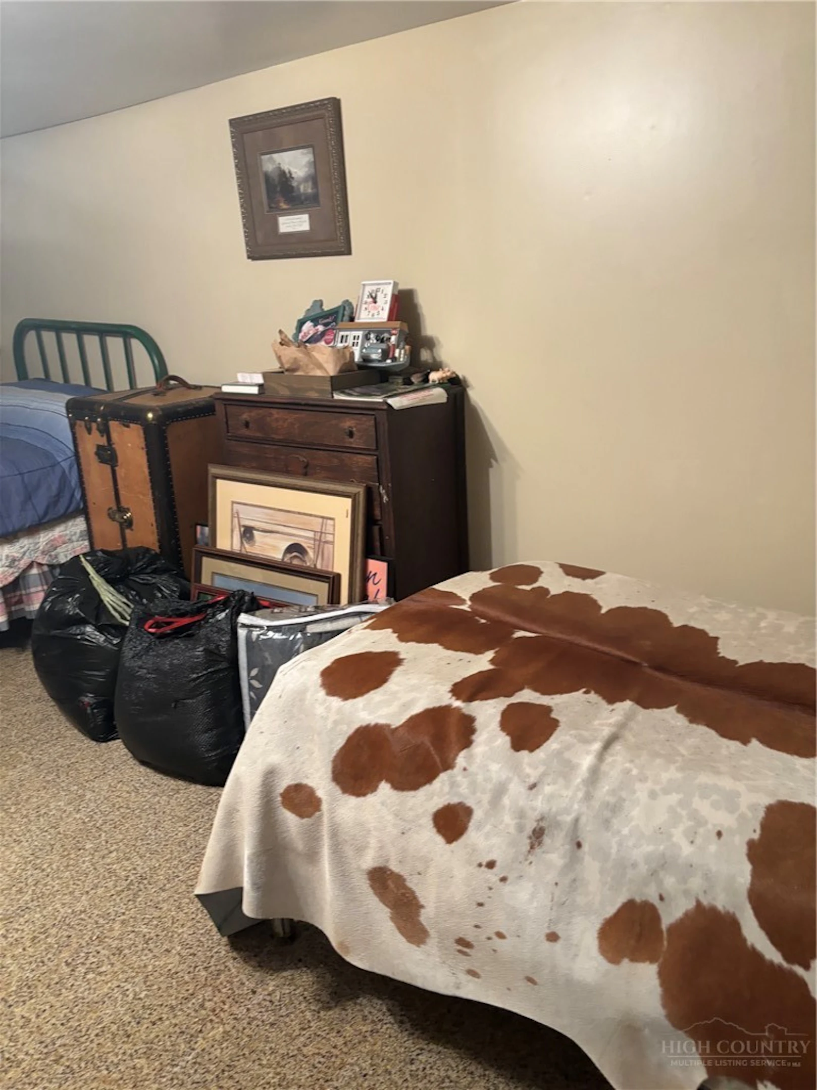 Image number 10 for the current listing